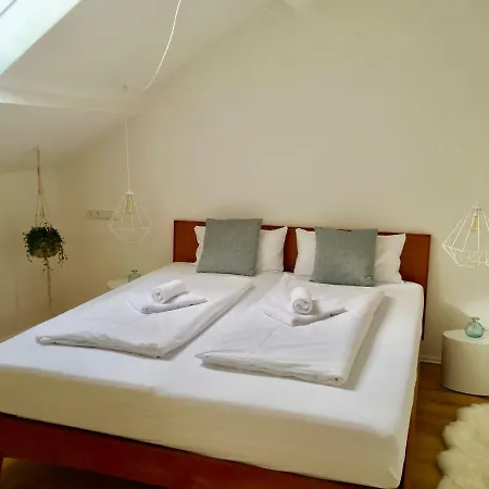 Morgentau Penthouse Apartment *